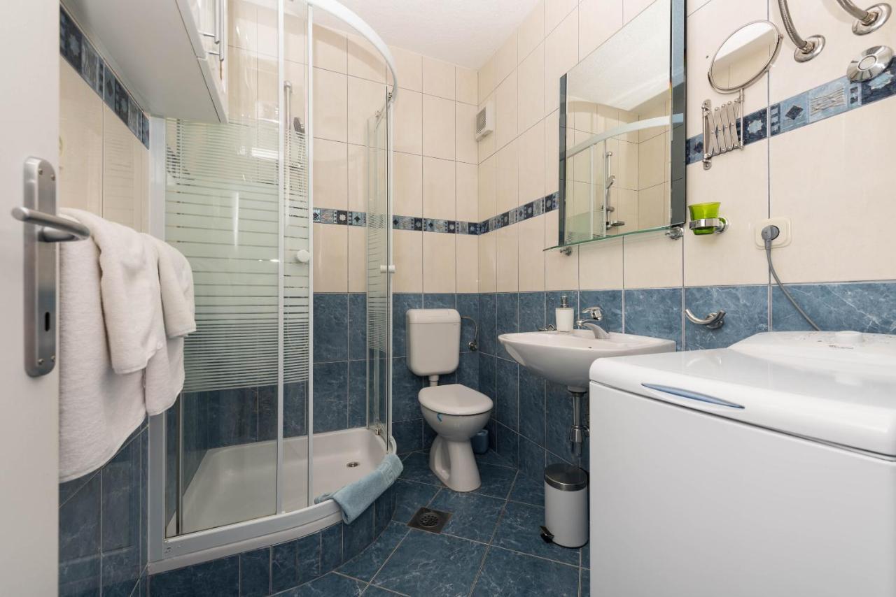 Vila Divna Podgora Luaran gambar