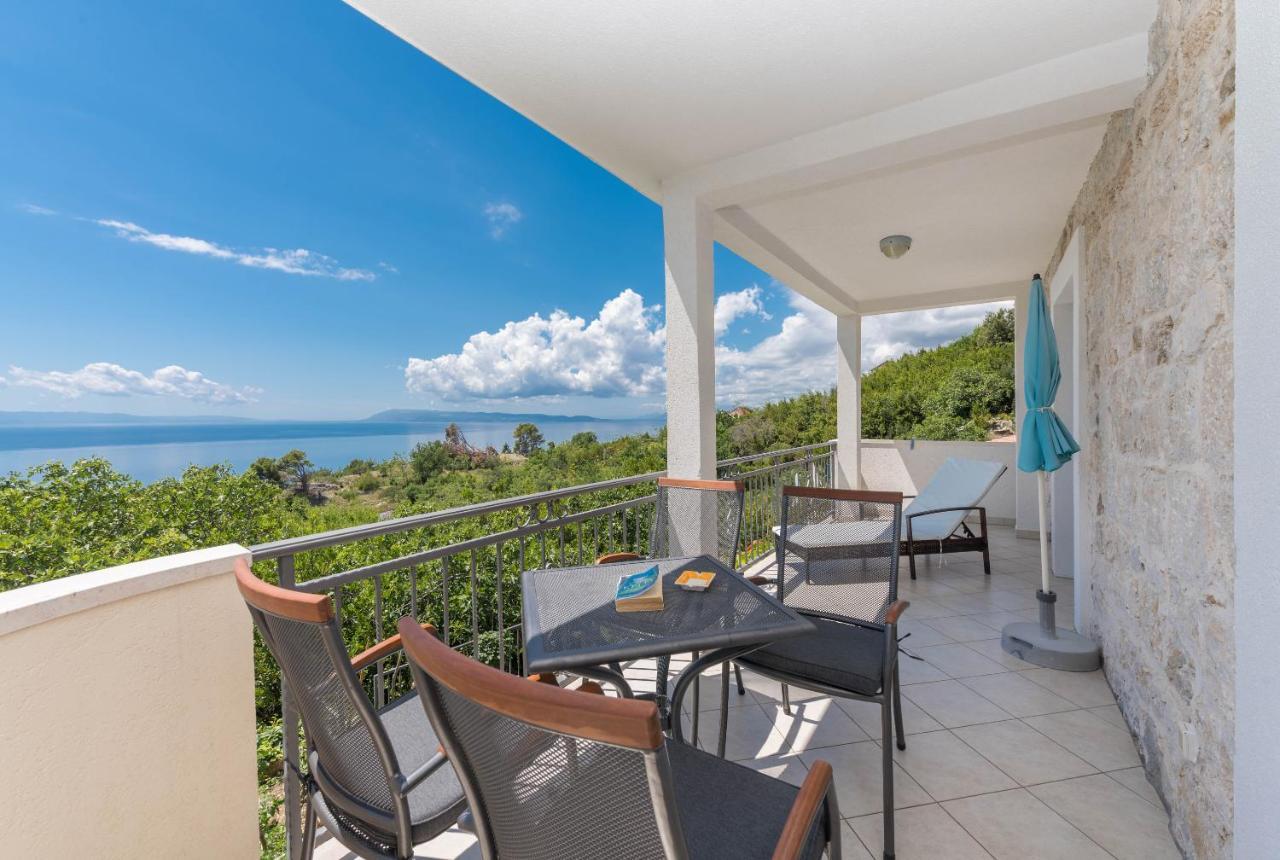 Vila Divna Podgora Luaran gambar