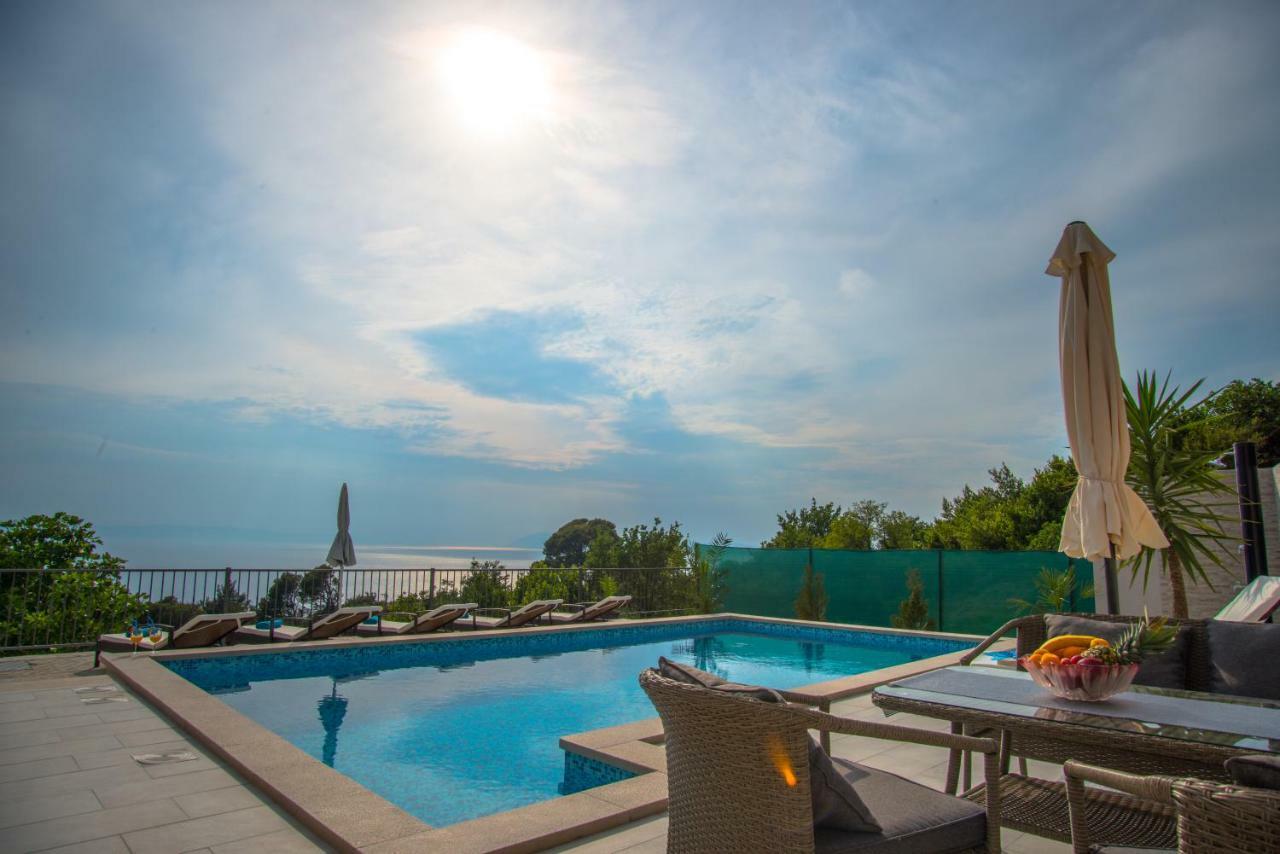 Vila Divna Podgora Luaran gambar