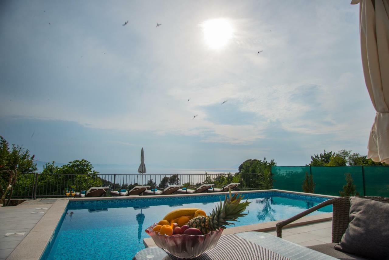 Vila Divna Podgora Luaran gambar